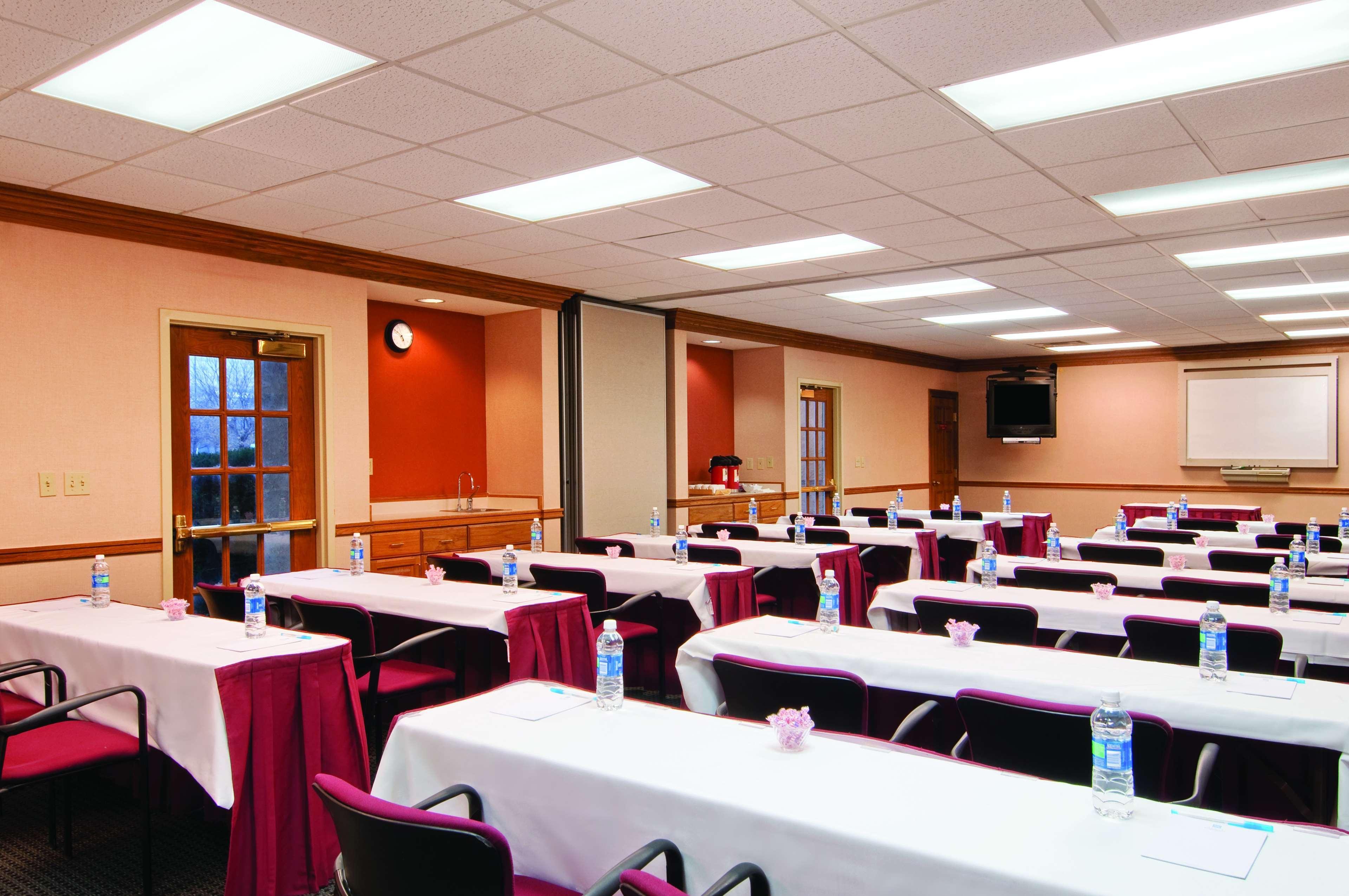 Hyatt House Dallas Hotel 3*