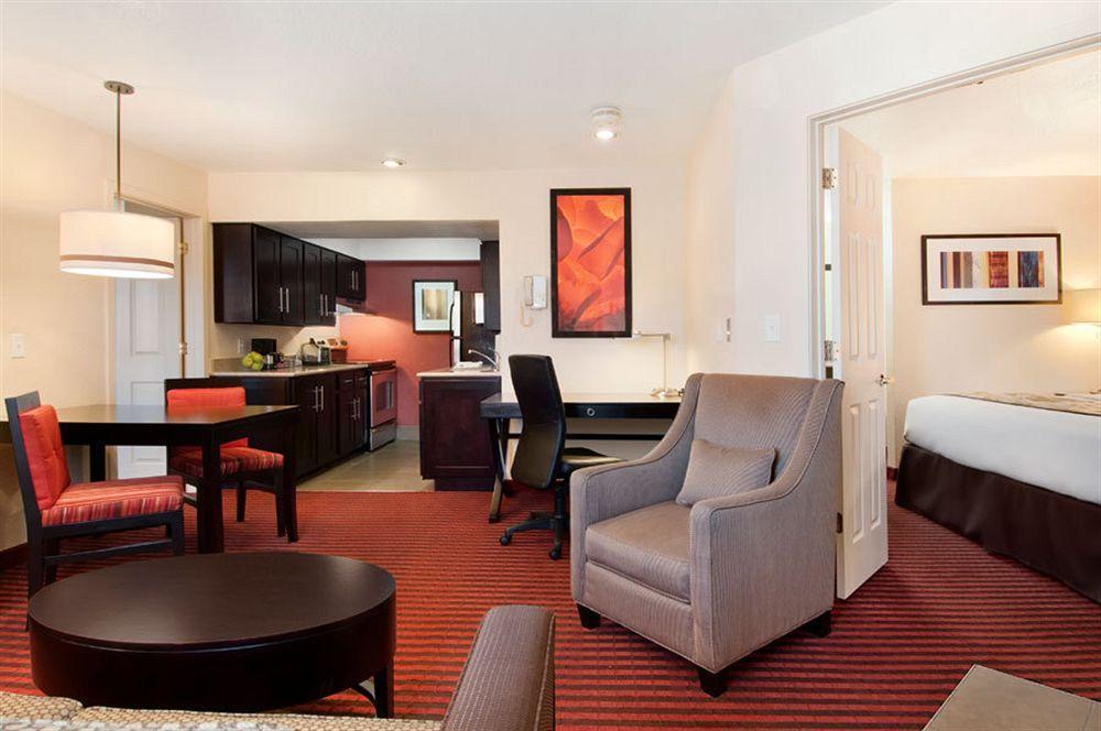 Hotel Hyatt House Dallas 3*