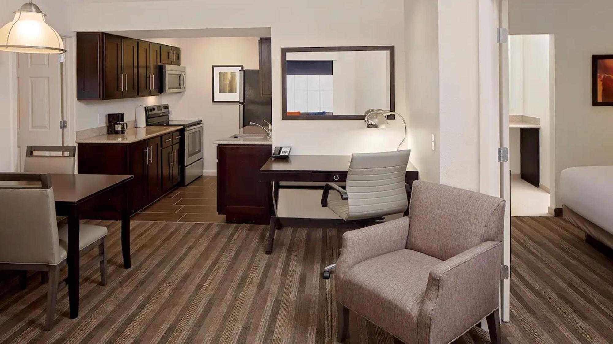 Hyatt House Dallas Hotel 3*
